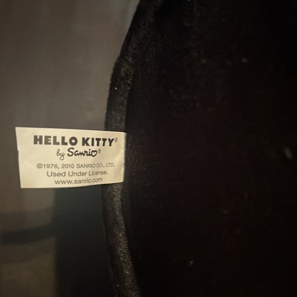 Hello kitty plush halloween treat basket - Picture 3 of 4